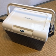 クーラーボックス