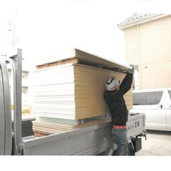 建築内装資材の搬入・搬出 / 荷揚げ/ 揚重工の画像