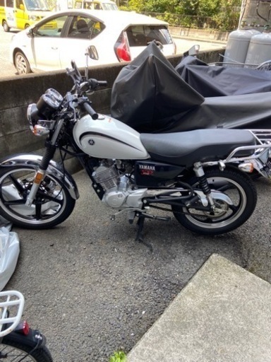 ヤマハＹＢ125ＳＰ　　125cc    ホワイト