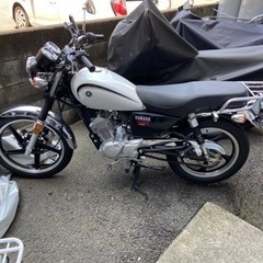 ヤマハＹＢ125ＳＰ　　125cc    ホワイト