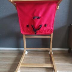 farska ファルスカ スクロールチェアプラス 赤 ベビーチェアの画像