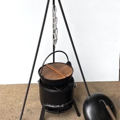 焚き火☆三脚　ファイヤースタンド☆マルシェ　BBQの画像