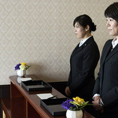 ✿女性スタッフ活躍中✿仕事時間が3～5時間でスケジュール管理のしやすい【葬儀のセレモニースタッフ】の画像