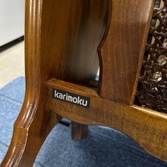大人気レトロ家具!! カリモク マガジンラック ブックスタンド 木製の画像