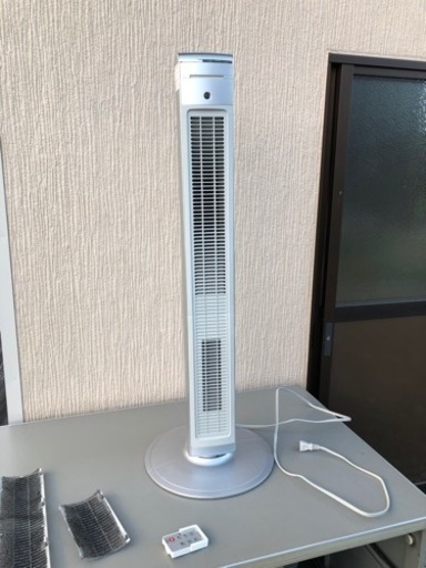 コイズミ 送風機能付ファンヒーター シルバー KHF-1262