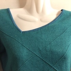 【お取引先決定　あげます】素敵なグリーンのニット　薄手のセーター　の画像