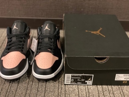 NIKE AIR JORDAN 1 LOW 