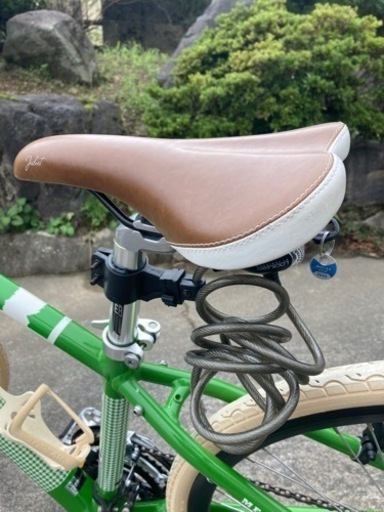 超美品MERIDA JULIETカラフルなスペシャルカラーレディースクロスバイク