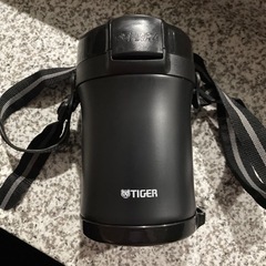 超美品！タイガー　保温お弁当箱