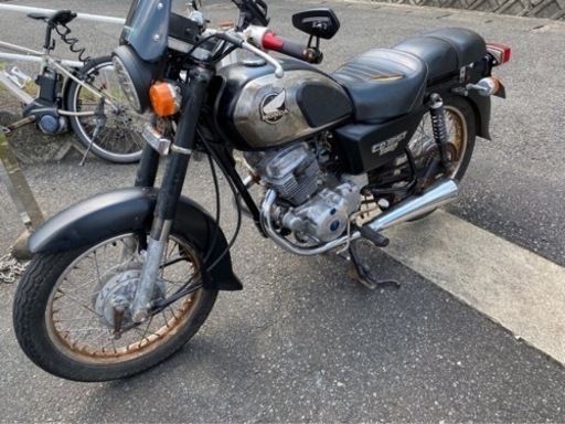 ホンダ　CD125T 125cc 4速　2気筒エンジン　旧車