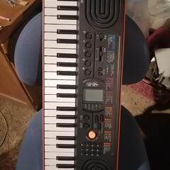 電子ピアノ