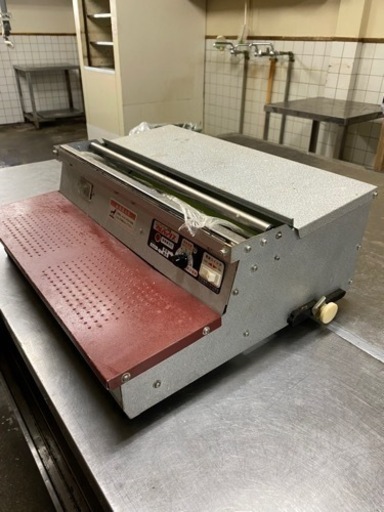 値下げ交渉可 包装機 ストレッチフィルム トレイ等のラッピングマシン 惣菜用 テイクアウト用