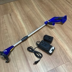 充電式　草刈機
