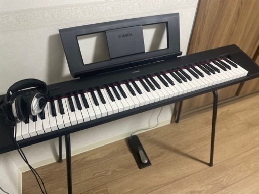 YAMAHA電子ピアノ+ペダル+イヤホン！