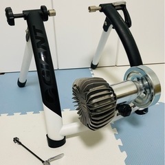 GIANT サイクルトレーナー