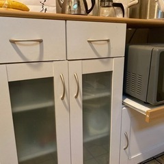 キッチン　カウンター収納（キャスター付き）の画像