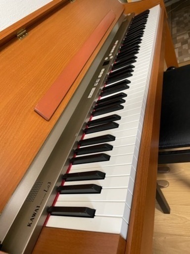(配送可能)KAWAI La3電子ピアノ　鍵盤：88鍵