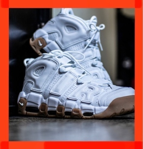 NIKE  エアモア　アップテンポ　希少　24cm  US 6Y レディース