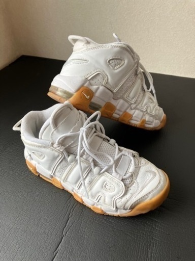 NIKE  エアモア　アップテンポ　希少　24cm  US 6Y レディース　