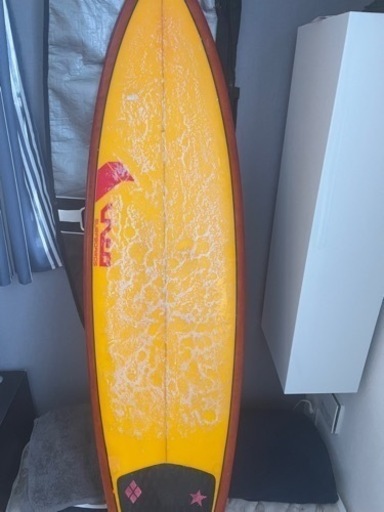 美品intoサーフボード