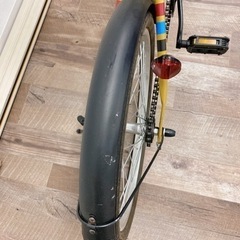 カインズ 折りたたみ自転車 着脱式カゴとダイヤルロック付の画像