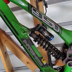 INTENSE　951シリーズ　ダウンヒルバイク　マウンテンバイク　フルサスの画像