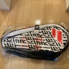 バボラのラケットバッグ(12本収納）の画像
