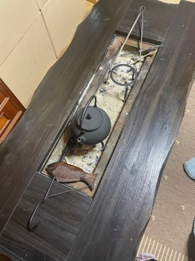 【お譲り先決まりました】囲炉裏テーブル★茶瓶付き