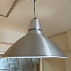IKEAシーリングランプの画像