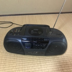 ラジカセ（CD不可）無料でお譲りいたします。