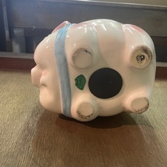 豚の貯金箱の画像
