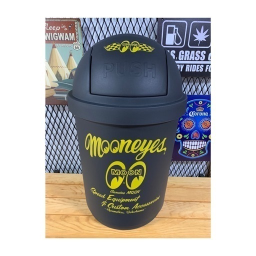 MOONEYES ダストボックス