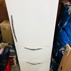 HITACHI R-S27ZMV 265L 2010年製 3ドア...