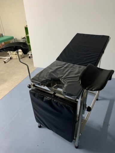 診察台売ります