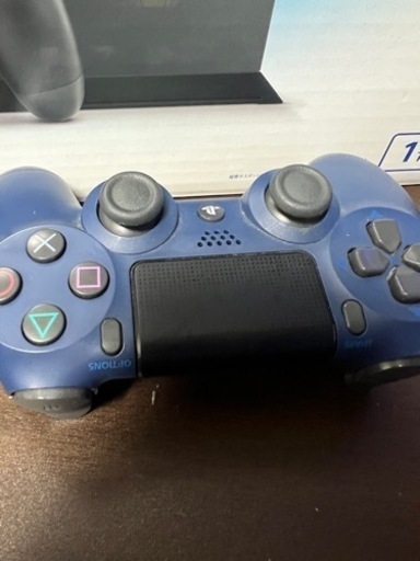 9月25日限定値下げ‼️ps4 1TB すぐ遊べるセットです！ケーブルとかコントローラー付き！