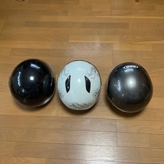 お取引き中です！ヘルメット　3個まとめての画像