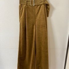 新品タグ付き GU ベロアワイドパンツ S