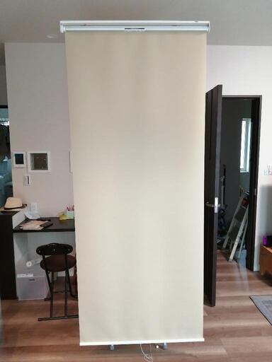 ロールスクリーン　ロールカーテン　トーソー製