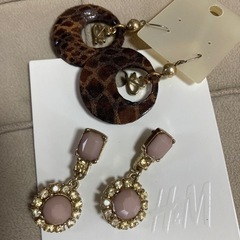 未使用　ピアスネックレス　7点セットの画像