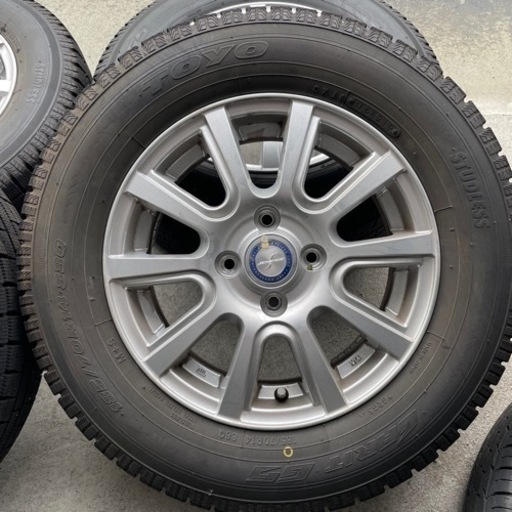 日産ノートなど185/70R14 スタッドレスタイヤ&ホイール