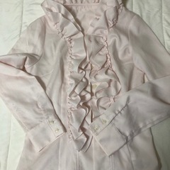 フリルブラウス　事務制服、スーツに
