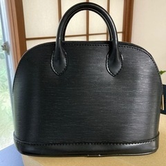 小さいボストンバック