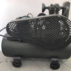 池田コンプレッサー製作所　Ikeda　AS-1　200Ｖ　0.75kw　コンプレッサー　エアーコンプレッサー　タンク約900㎜×350㎜×350㎜の画像