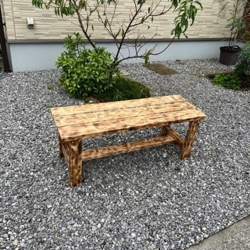 ベンチ ️