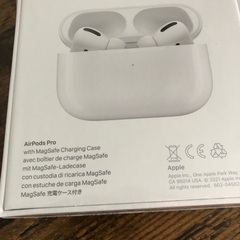 （値下げX）[新品未開封] AirPods Pro (MagSafe充電ケース付き) 2021年版の画像