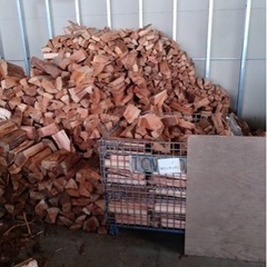 薪の軽トラ詰み放題！軽トラ以外も大丈夫です！ 薪の軽トラ詰み放題！軽トラ以外も大丈夫です！