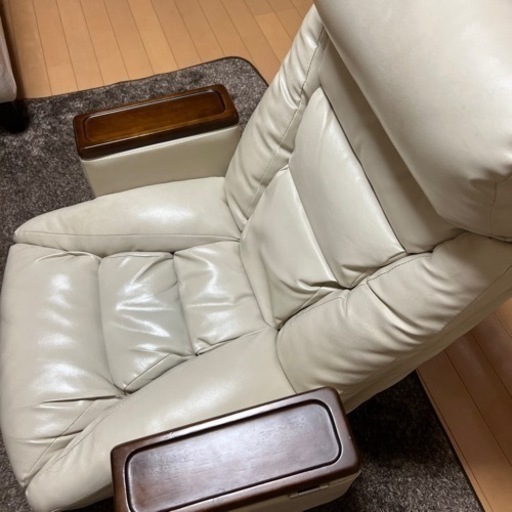 リクライニング付き椅子