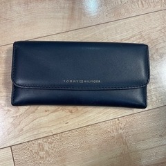 TOMY財布