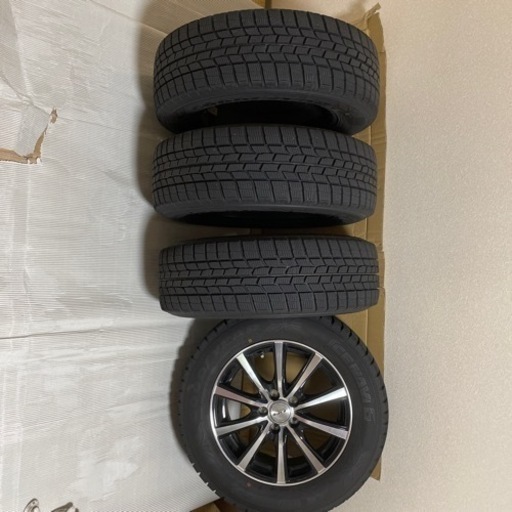 スタッドレスタイヤ　ホイールセット　4本