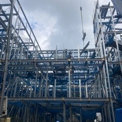 鉄骨鳶大募集！　工場内で制作作業員も大募集！の画像